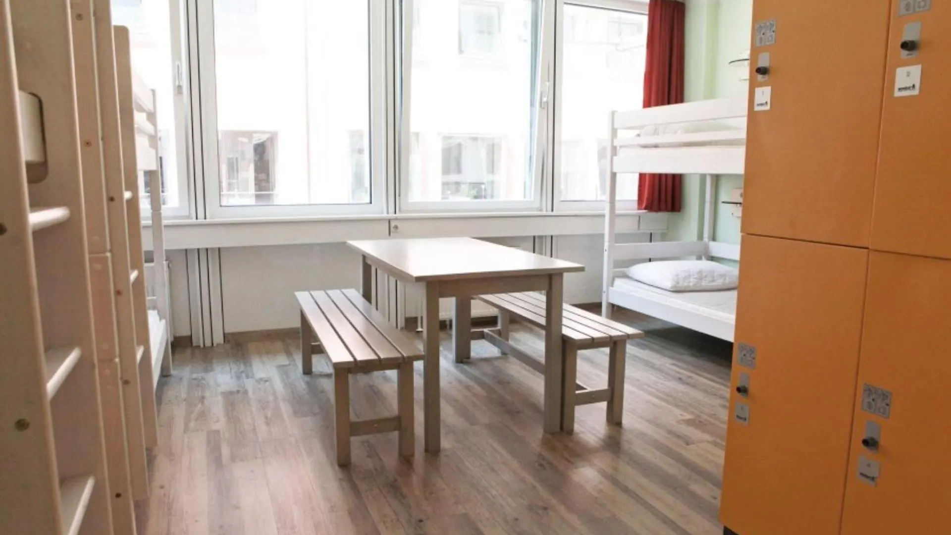 Wombat'S City Hostel Munich Hauptbahnhof 0*,